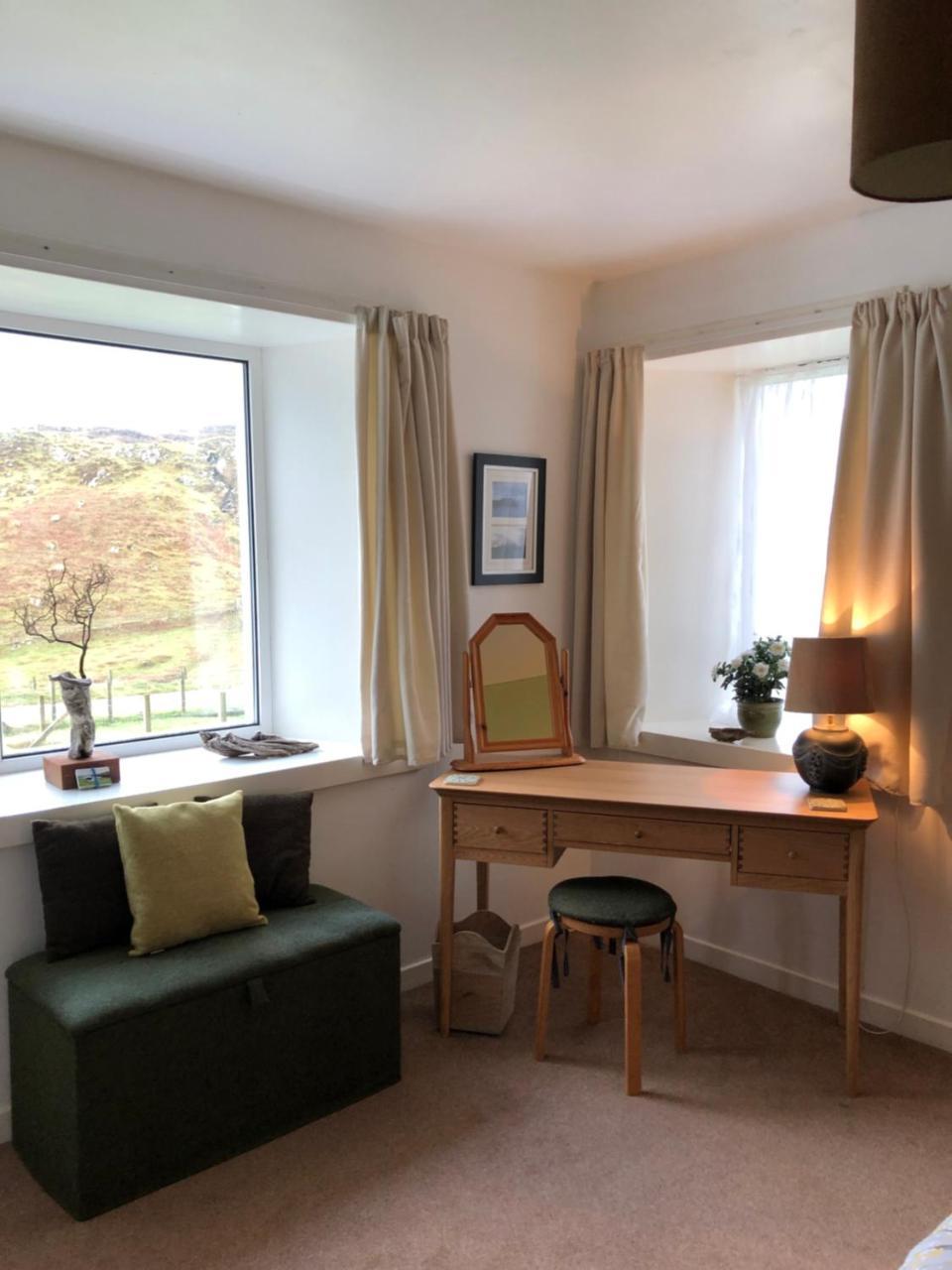 Harris White Cottage Rodel Extérieur photo